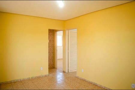 Sala de casa para alugar com 2 quartos, 70m² em Setor Sul, Goiânia