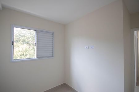Quarto 2 de apartamento para alugar com 2 quartos, 37m² em Vila Mazzei, São Paulo
