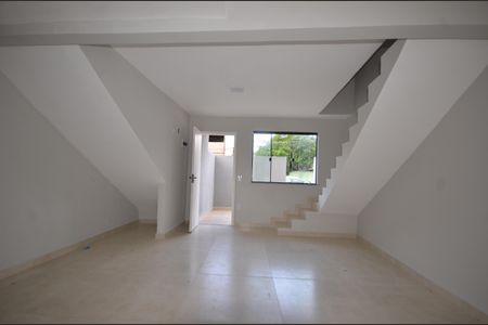 Apartamento para alugar com 60m², 2 quartos e sem vagaSala