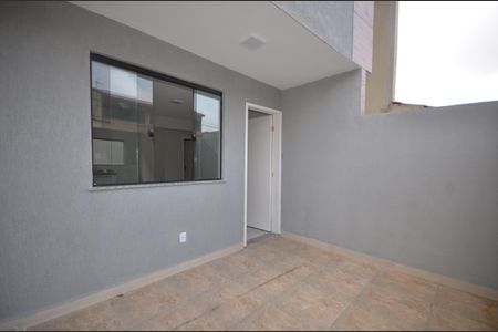 Apartamento para alugar com 60m², 2 quartos e sem vagaVaranda da Sala