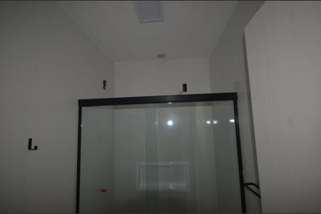 Apartamento para alugar com 60m², 2 quartos e sem vagaBanheiro social 1