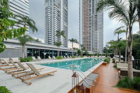 Apartamento à venda com 330m², 3 quartos e 5 vagasPiscina