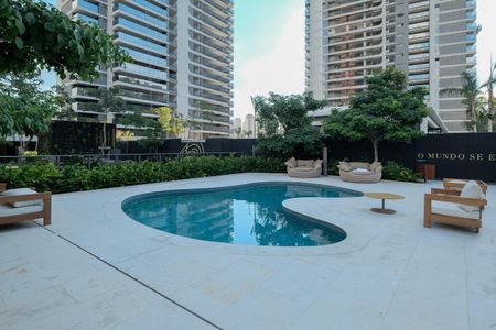 Apartamento à venda com 330m², 3 quartos e 5 vagasPiscina