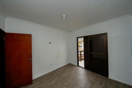 Casa à venda com 222m², 3 quartos e 6 vagas Casa à venda com 222m², 3 quartos e 6 vagasQuarto 2