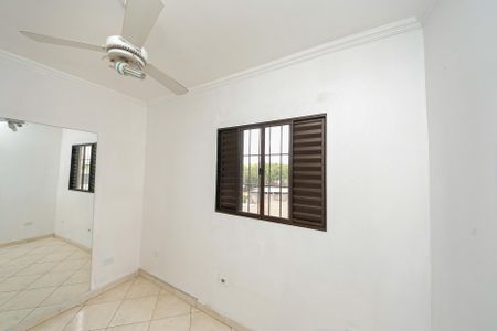 Casa à venda com 222m², 3 quartos e 6 vagas Casa à venda com 222m², 3 quartos e 6 vagasQuarto 1