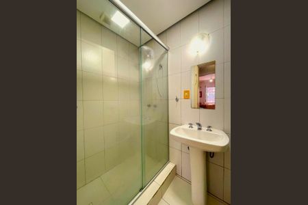 Apartamento para alugar com 77m², 2 quartos e 1 vaga Apartamento para alugar com 77m², 2 quartos e 1 vagaBanheiro