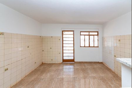 Apartamento para alugar com 85m², 2 quartos e sem vagaSala