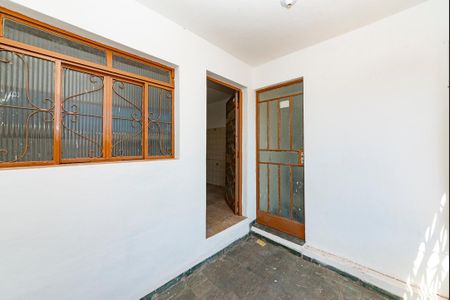 Apartamento para alugar com 85m², 2 quartos e sem vagaVaranda