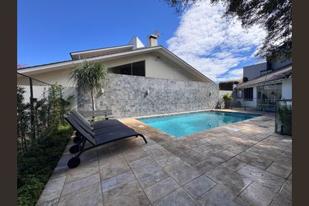 Apartamento para alugar com 93m², 2 quartos e 1 vagaÁrea comum - Piscina