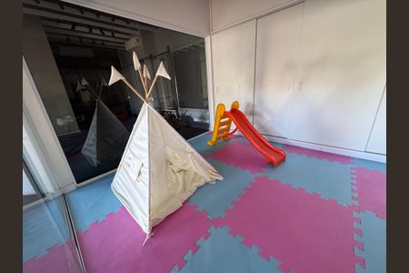 Apartamento para alugar com 93m², 2 quartos e 1 vagaÁrea comum