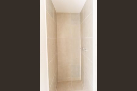 Apartamento à venda com 39m², 2 quartos e sem vaga Apartamento à venda com 39m², 2 quartos e sem vagaBanheiro