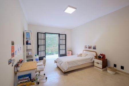 Casa à venda com 399m², 4 quartos e 3 vagasQuarto