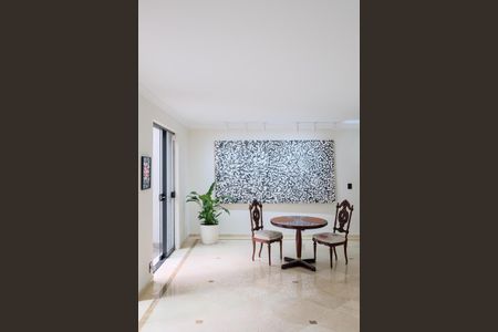 Casa à venda com 399m², 4 quartos e 3 vagasSala de Jantar