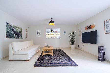 Casa à venda com 399m², 4 quartos e 3 vagasSala