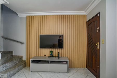 Casa à venda com 116m², 3 quartos e 3 vagas Casa à venda com 116m², 3 quartos e 3 vagasSala