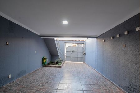 Casa à venda com 116m², 3 quartos e 3 vagas Casa à venda com 116m², 3 quartos e 3 vagasGaragem