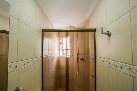 Casa à venda com 116m², 3 quartos e 3 vagas Casa à venda com 116m², 3 quartos e 3 vagasBanheiro Corredor