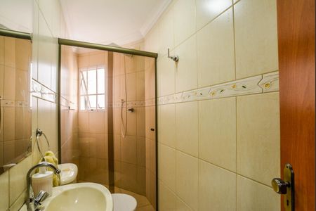Casa à venda com 116m², 3 quartos e 3 vagas Casa à venda com 116m², 3 quartos e 3 vagasBanheiro Corredor