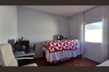 Casa à venda com 132m², 3 quartos e 3 vagas Casa à venda com 132m², 3 quartos e 3 vagasQuarto 1