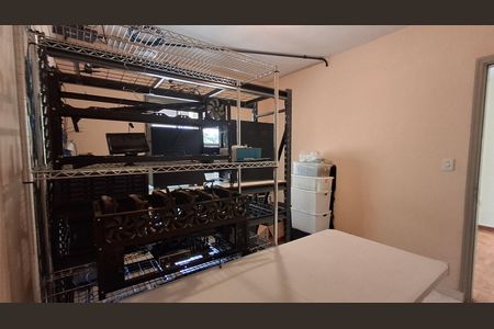 Casa à venda com 132m², 3 quartos e 3 vagas Casa à venda com 132m², 3 quartos e 3 vagasCasa 2