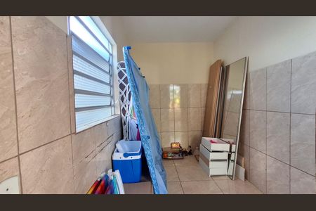 Casa à venda com 132m², 3 quartos e 3 vagas Casa à venda com 132m², 3 quartos e 3 vagasCasa 2