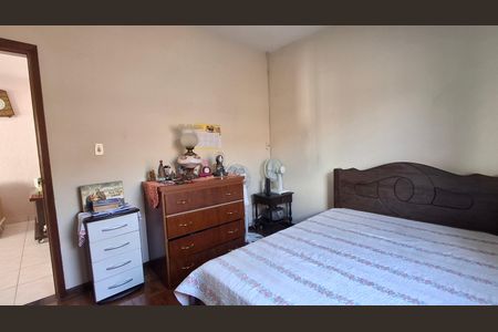 Casa à venda com 132m², 3 quartos e 3 vagas Casa à venda com 132m², 3 quartos e 3 vagasQuarto 2