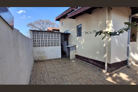 Casa à venda com 132m², 3 quartos e 3 vagas Casa à venda com 132m², 3 quartos e 3 vagasQuintal
