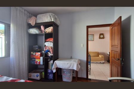 Casa à venda com 132m², 3 quartos e 3 vagas Casa à venda com 132m², 3 quartos e 3 vagasQuarto 1