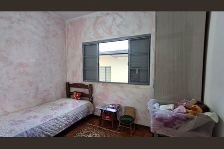 Casa à venda com 132m², 3 quartos e 3 vagas Casa à venda com 132m², 3 quartos e 3 vagasQuarto 3