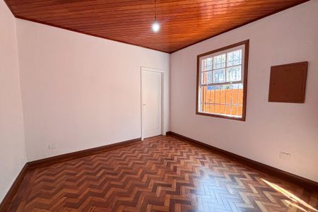 Casa à venda com 220m², 2 quartos e 1 vagaQuarto 1