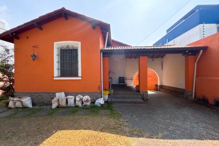 Casa à venda com 220m², 2 quartos e 1 vagaÁrea comum