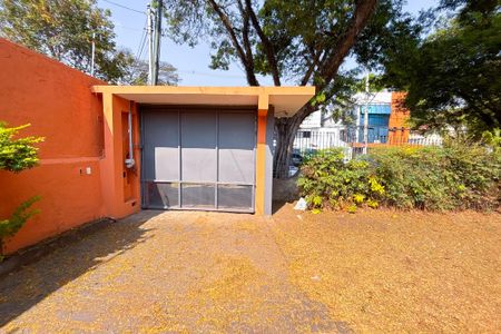 Casa à venda com 220m², 2 quartos e 1 vagaÁrea comum