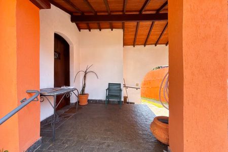 Casa à venda com 220m², 2 quartos e 1 vagaÁrea comum