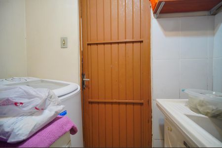 Casa à venda com 300m², 4 quartos e 3 vagasÁrea de Serviço