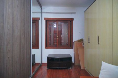 Casa à venda com 300m², 4 quartos e 3 vagasQuarto 2