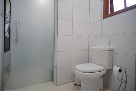 Casa à venda com 300m², 4 quartos e 3 vagasBanheiro 1