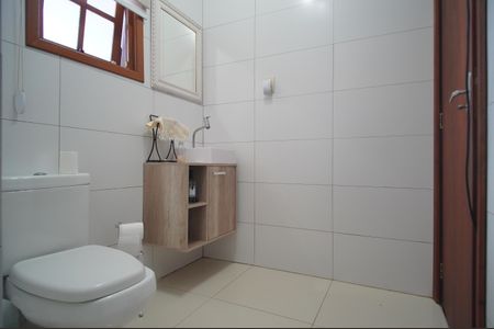 Casa à venda com 300m², 4 quartos e 3 vagasBanheiro 1