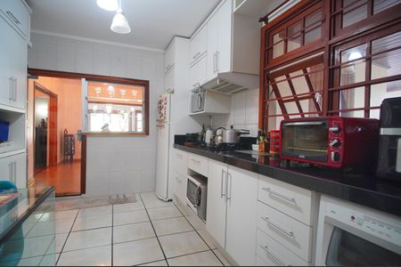 Casa à venda com 300m², 4 quartos e 3 vagasCozinha