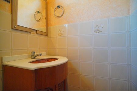 Casa à venda com 300m², 4 quartos e 3 vagasLavabo