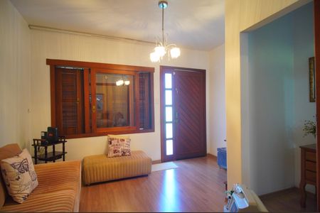 Casa à venda com 300m², 4 quartos e 3 vagasSala