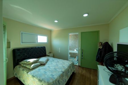 Casa à venda com 500m², 3 quartos e 2 vagasSuite