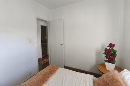 Apartamento à venda com 70m², 3 quartos e 1 vagaQuarto 2