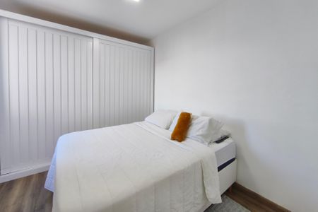 Quarto 1 de apartamento à venda com 3 quartos, 70m² em Jardim dos Oliveiras, Campinas