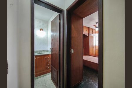 Apartamento à venda com 80m², 1 quarto e 1 vaga Apartamento à venda com 80m², 1 quarto e 1 vagaCorredor