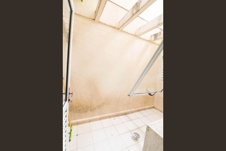 Casa à venda com 460m², 4 quartos e 4 vagas Casa à venda com 460m², 4 quartos e 4 vagasÁrea comum