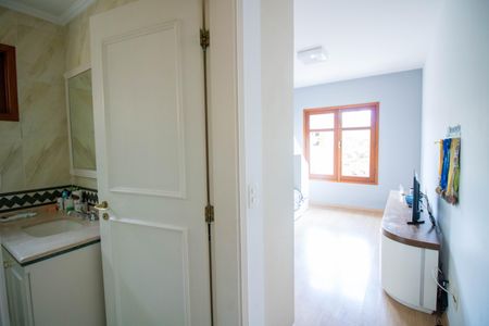 Casa à venda com 460m², 4 quartos e 4 vagas Casa à venda com 460m², 4 quartos e 4 vagasSuíte 3