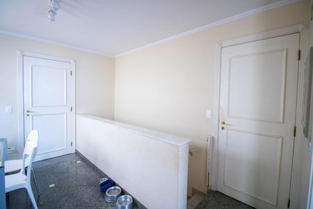 Casa à venda com 460m², 4 quartos e 4 vagas Casa à venda com 460m², 4 quartos e 4 vagasCozinha