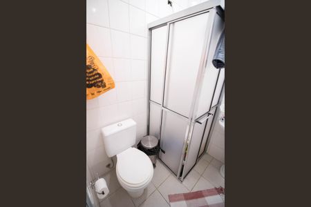 Casa à venda com 460m², 4 quartos e 4 vagas Casa à venda com 460m², 4 quartos e 4 vagasBanheiro de Serviço 2