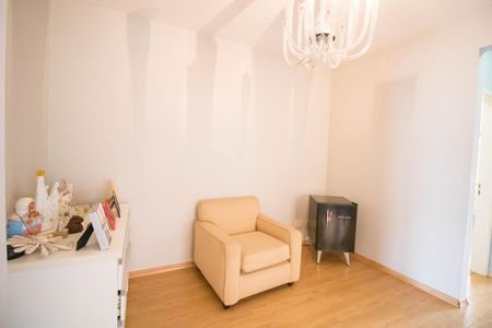 Casa à venda com 460m², 4 quartos e 4 vagas Casa à venda com 460m², 4 quartos e 4 vagasHall