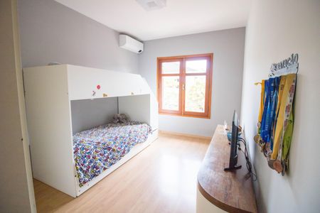 Casa à venda com 460m², 4 quartos e 4 vagas Casa à venda com 460m², 4 quartos e 4 vagasSuíte 3